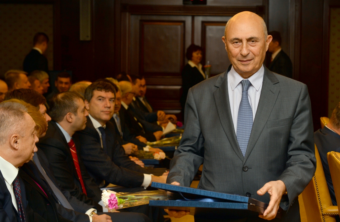 Deputy Director General for Science of Gazprom Geotech Varazdat Kazaryan – supervisor of research paper that wins first prize