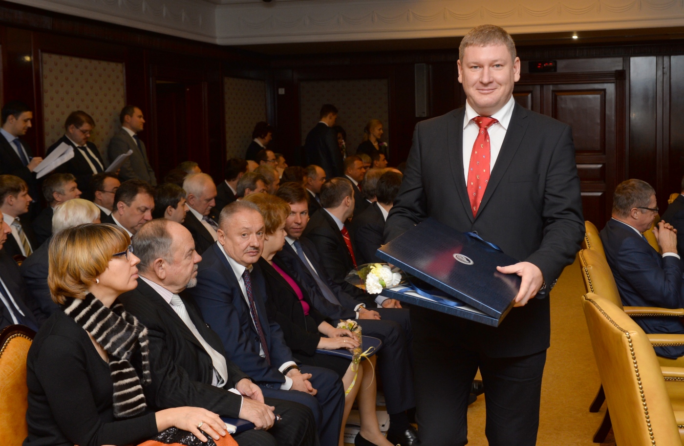 Deputy Head of Capital Construction Directorate of Gazprom Dobycha Nadym Valery Zhuravlev – among authors of research paper that wins first prize