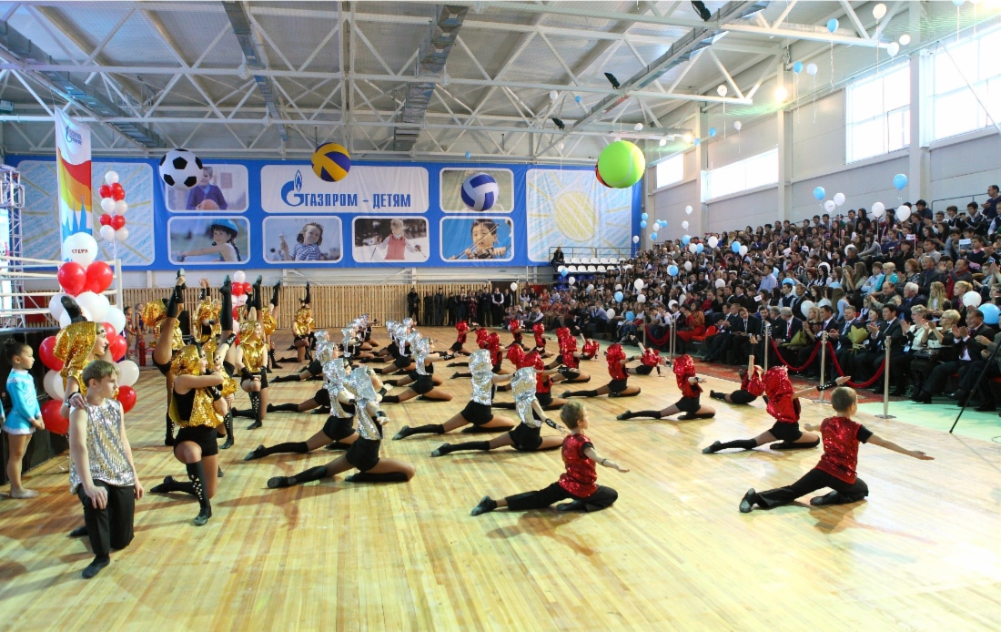 Gazprom Dobycha Noyabrsk presenting Yakutsk citizens with versatile sports complex