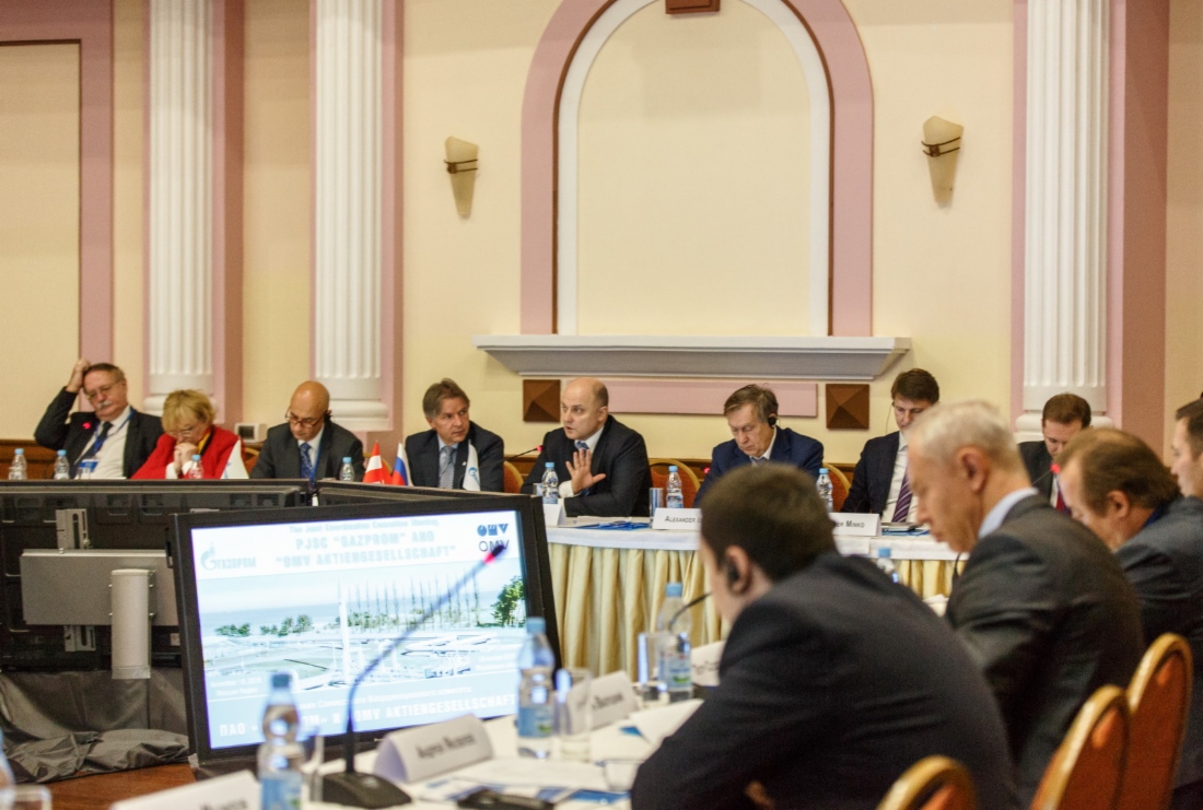 Oleg Aksyutin (center) and 
OMV Executive Board Member Johann Pleininger (fourth from left) take part in first meeting of Coordinating Committee for scientific & technical cooperation and partnership between Gazprom and OMV