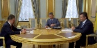 Alexey Miller, Yury Boiko and Viktor Yanukovich discuss prospects for Russian-Ukrainian cooperation in gas sector. Photo by RIA Novosti