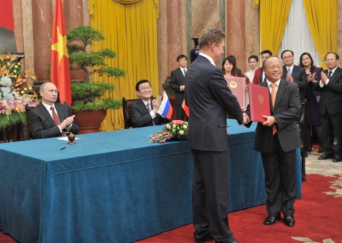 Signing Agreement between Gazprom and PV Gas (Vietnam) on setting up natural gas for vehicles joint venture. Photo by RIA Novosti