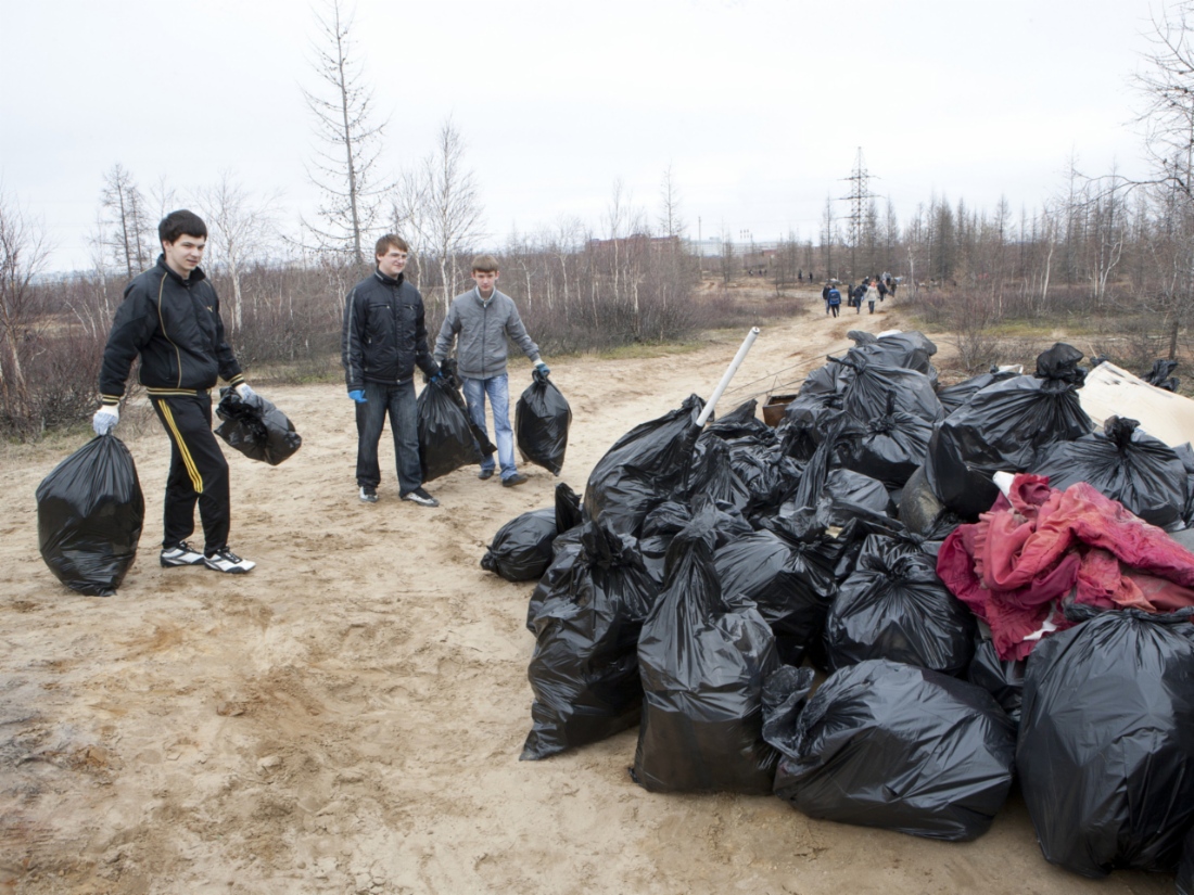 Gazprom dobycha Urengoy summed up the annual environmental program