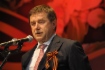 Sergey Khomyakov, Deputy Chairman of Gazprom Management Committee addresses veterans with congratulations