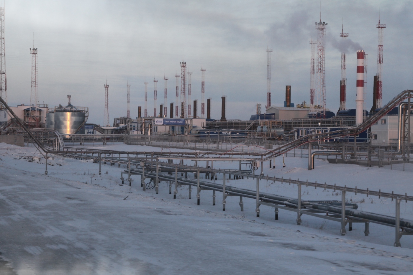 Production facilities, Zapolyarnoye field