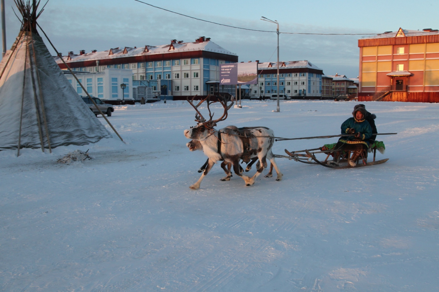Local people, Zapolyarnoye settlement