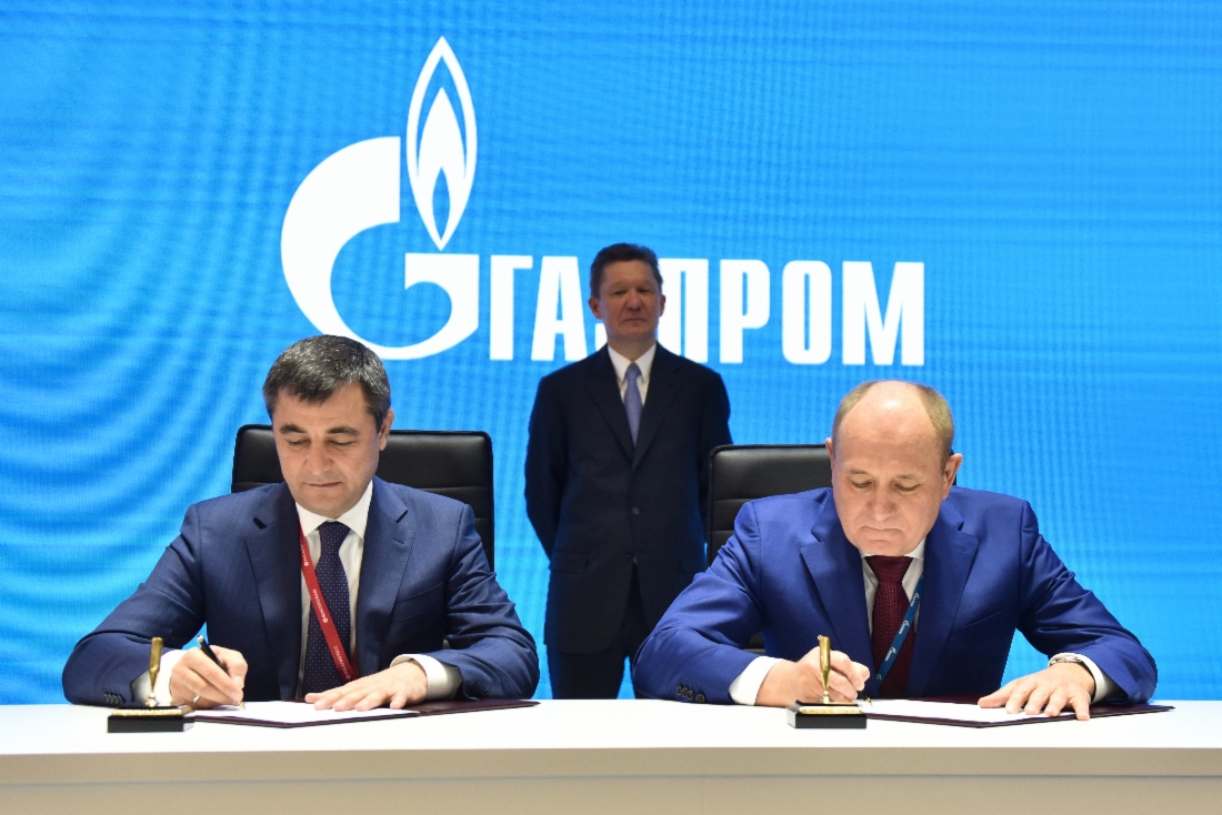 Supplementary Agreement No. 2 to Production Sharing Agreement for follow-up development of Shakhpakhty field signed by Alisher Sultanov, Deputy Prime Minister of Republic of Uzbekistan, Chairman of Board of Directors of Uzbekneftegaz, and Vitaly Markelov in presence of Alexey Miller at St. Petersburg International Economic Forum 2018 