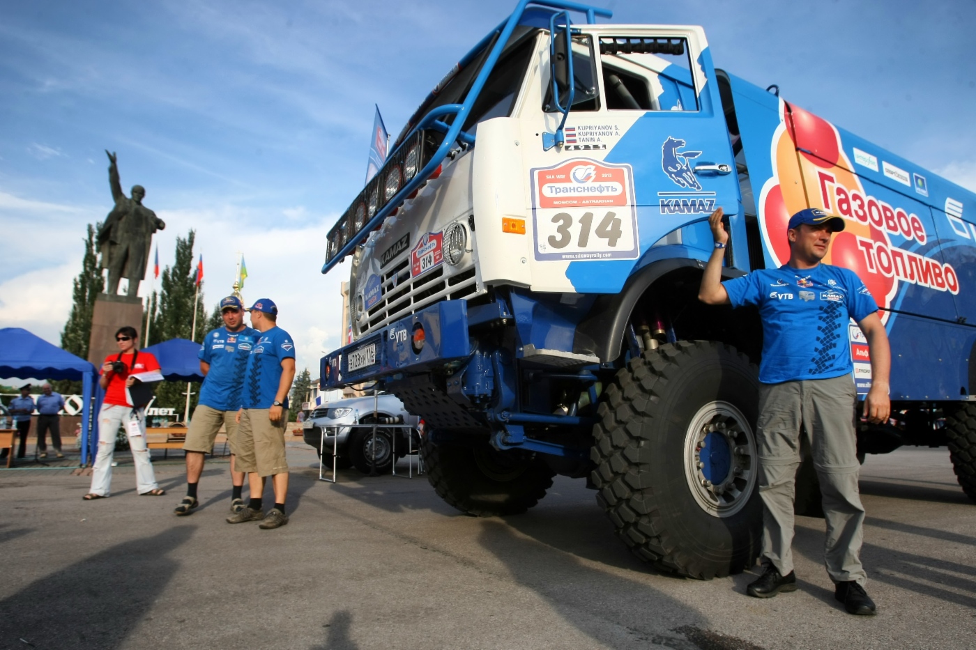 Two stages of Rally Raid covered