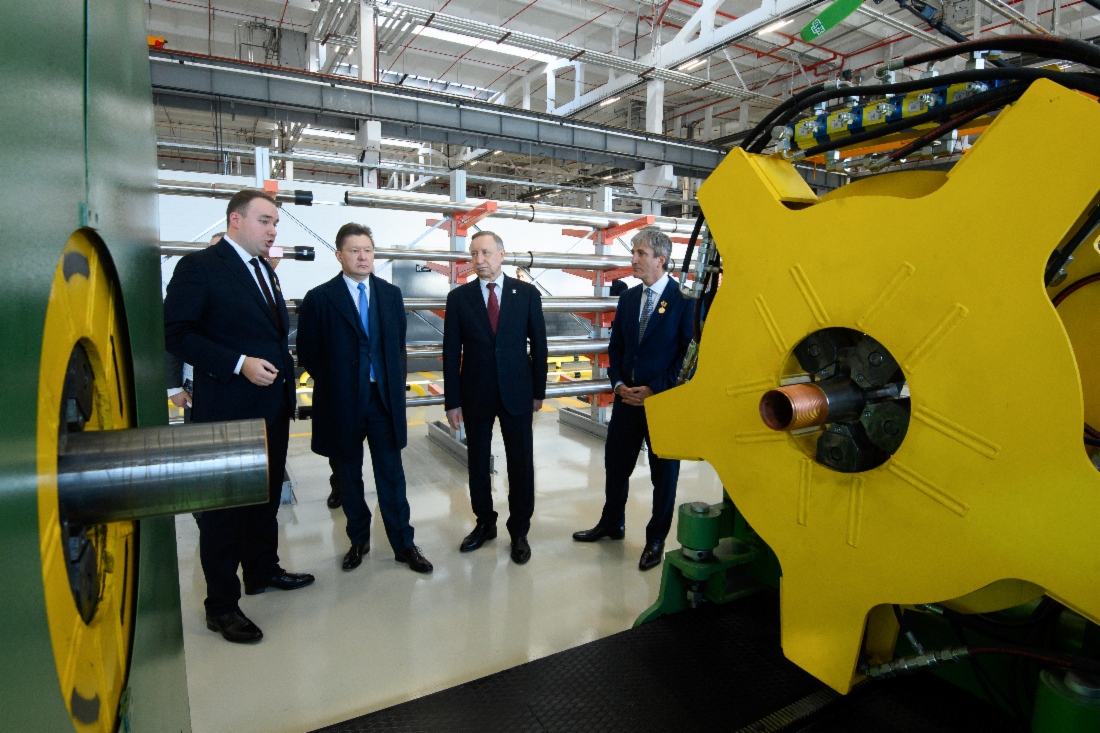 Nikita Murov, Director General of the Bronka Group Holding, Alexey Miller, Alexander Beglov, Governor of St. Petersburg, and Pavel Altov, Director General of Izmeron