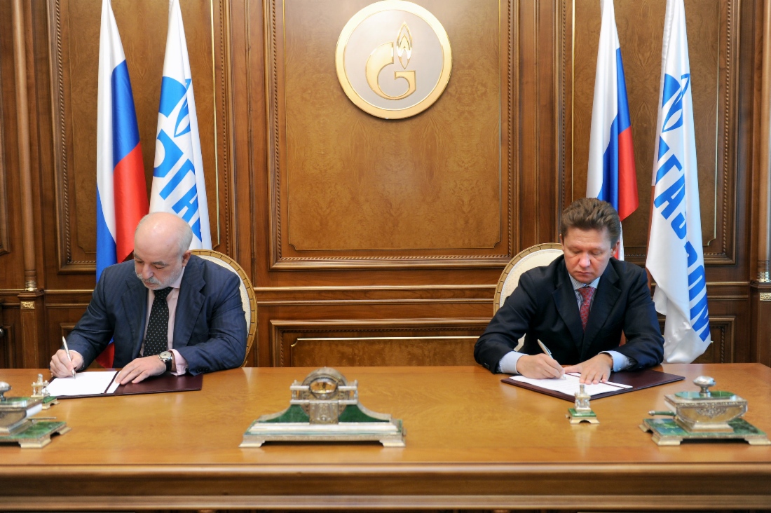 Alexey Miller and Viktor Vekselberg, Chairman of the Renova Group Board of Directors signed an Agreement of Intent