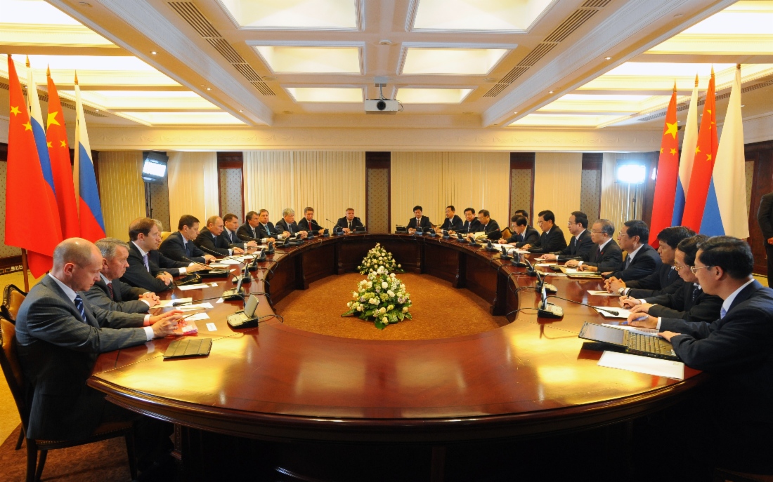 At meeting of Vladimir Putin, Prime Minister of Russian Federation and Hu Jintao, President of People’s Republic of China