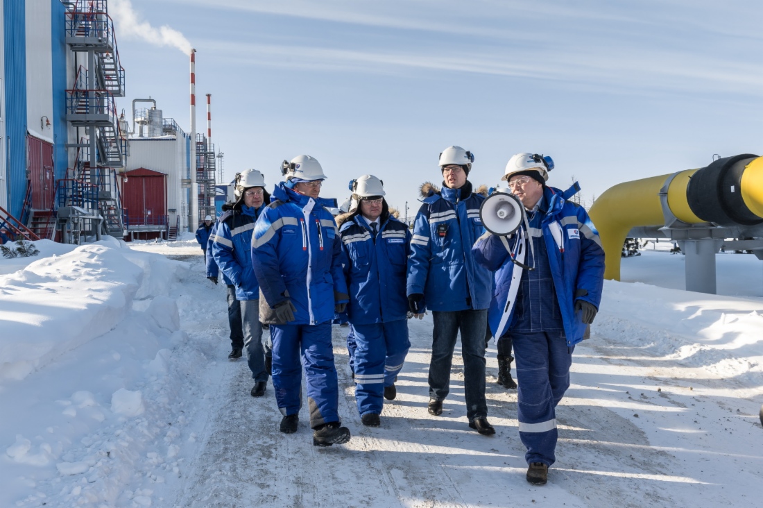 At gas facilities of Yuzhno-Russkoye oil, gas and condensate field