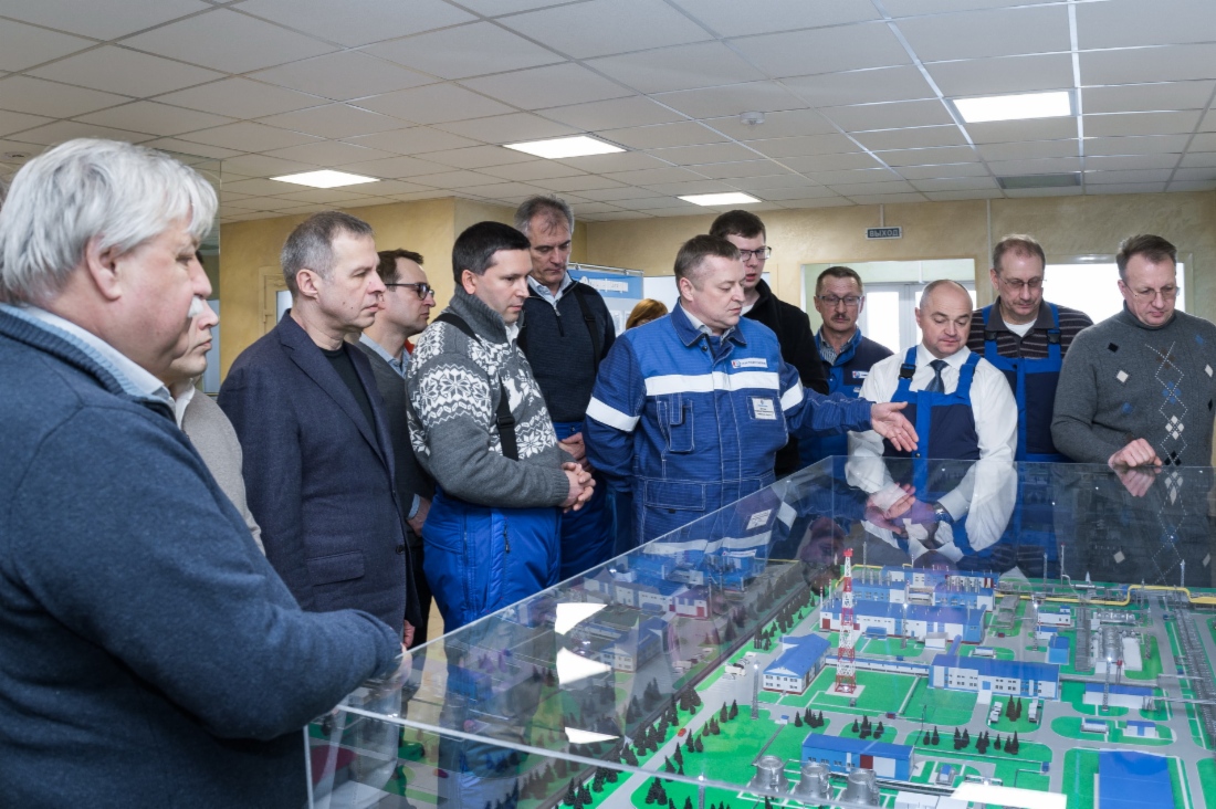 At operational and maintenance block of Yuzhno-Russkoye oil, gas and condensate field